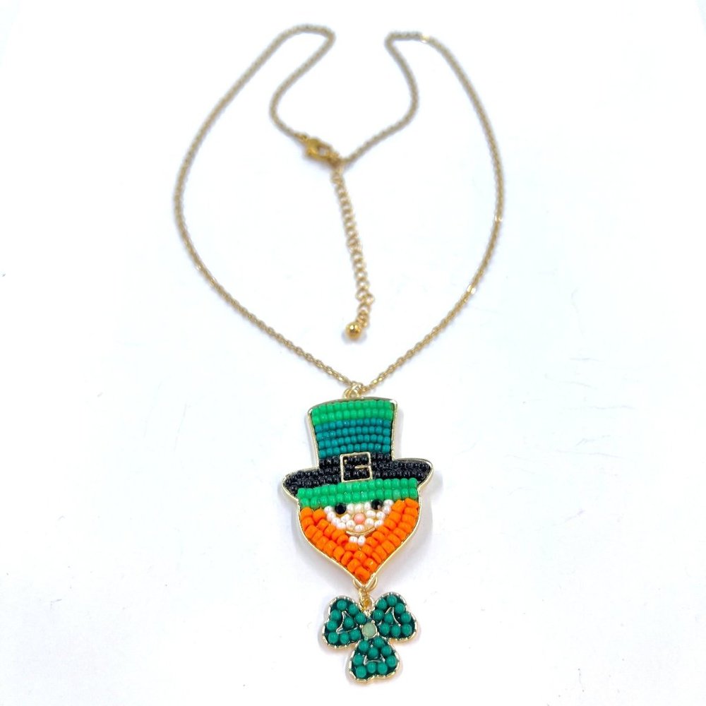 NWOT - Belk - Seed Bead Encrusted Leprechaun & Shamrock Gold Tone Necklace